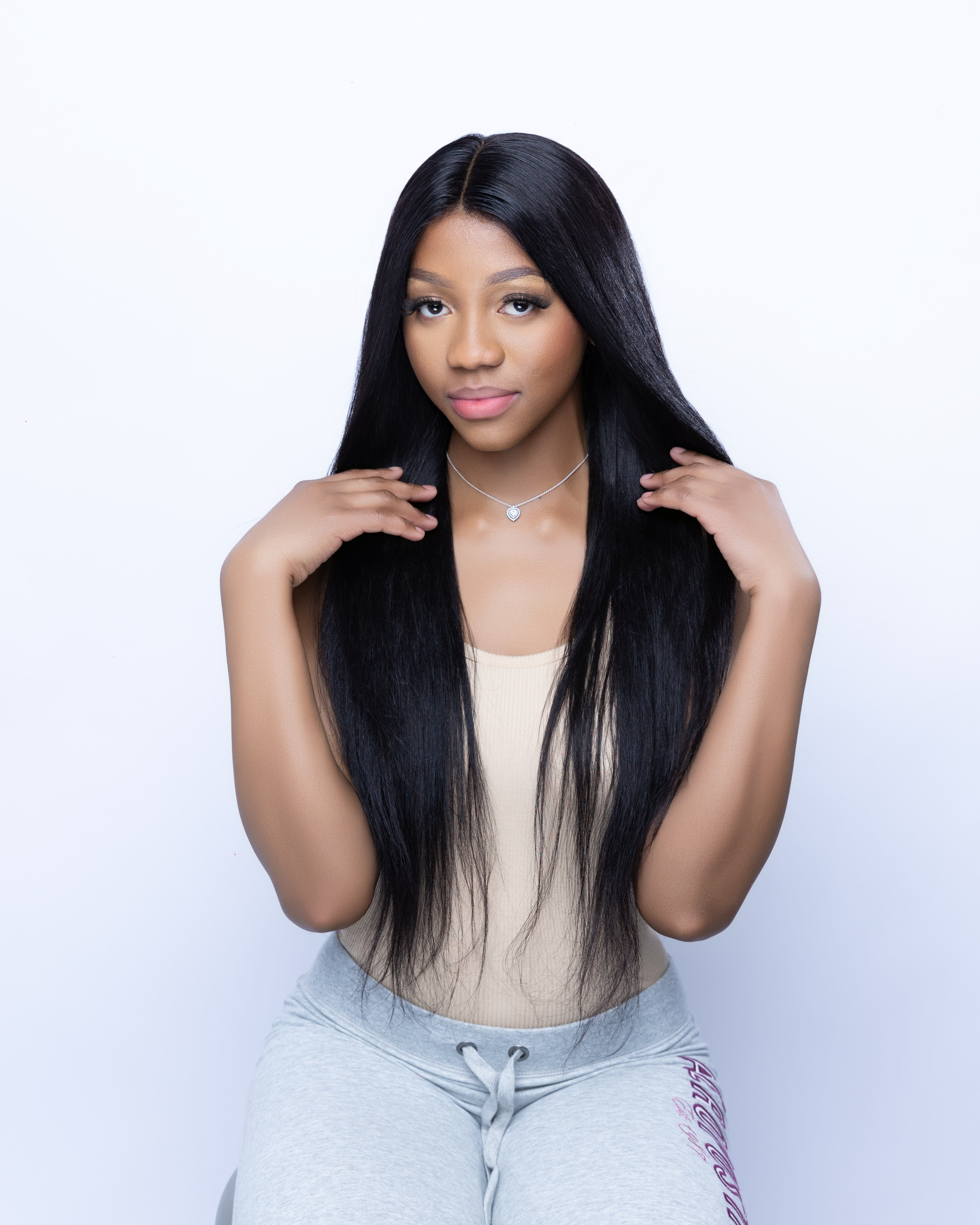 STRAIGHT FRONTAL WIG